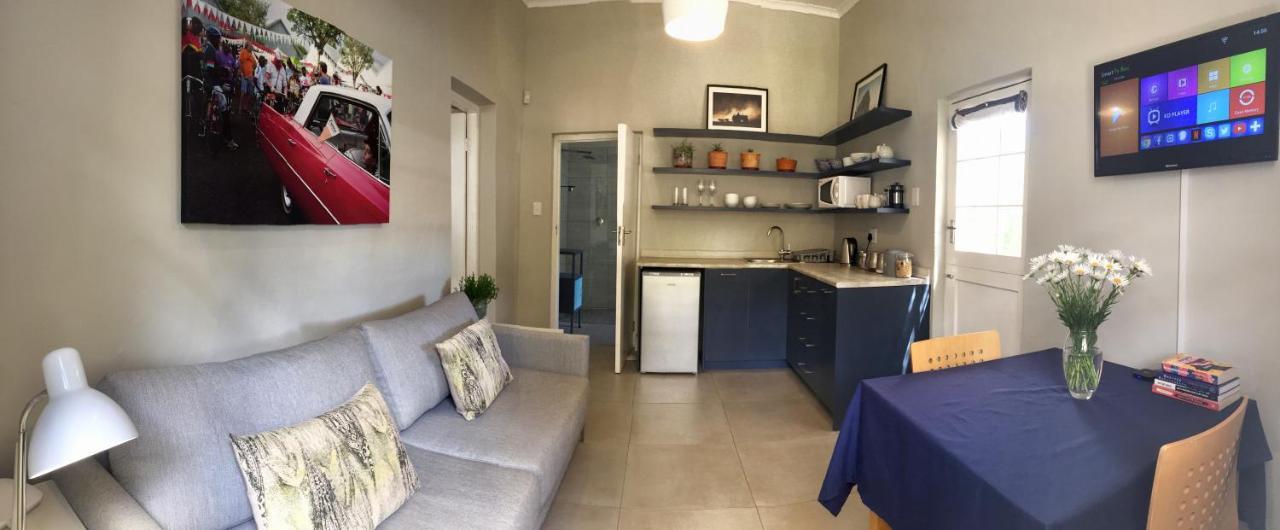 Westway Corner Appartement Montagu Buitenkant foto